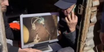 Niño de 5 años CAE y queda atrapado en un pozo de 30 metros en Marruecos y estremece al mundo