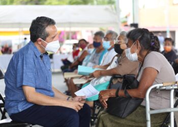 Chetumaleños participaron en mesas de trabajo instaladas en el parque Las Casitas