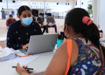Ofrecen servicios de salud gratuitos en Solidaridad
