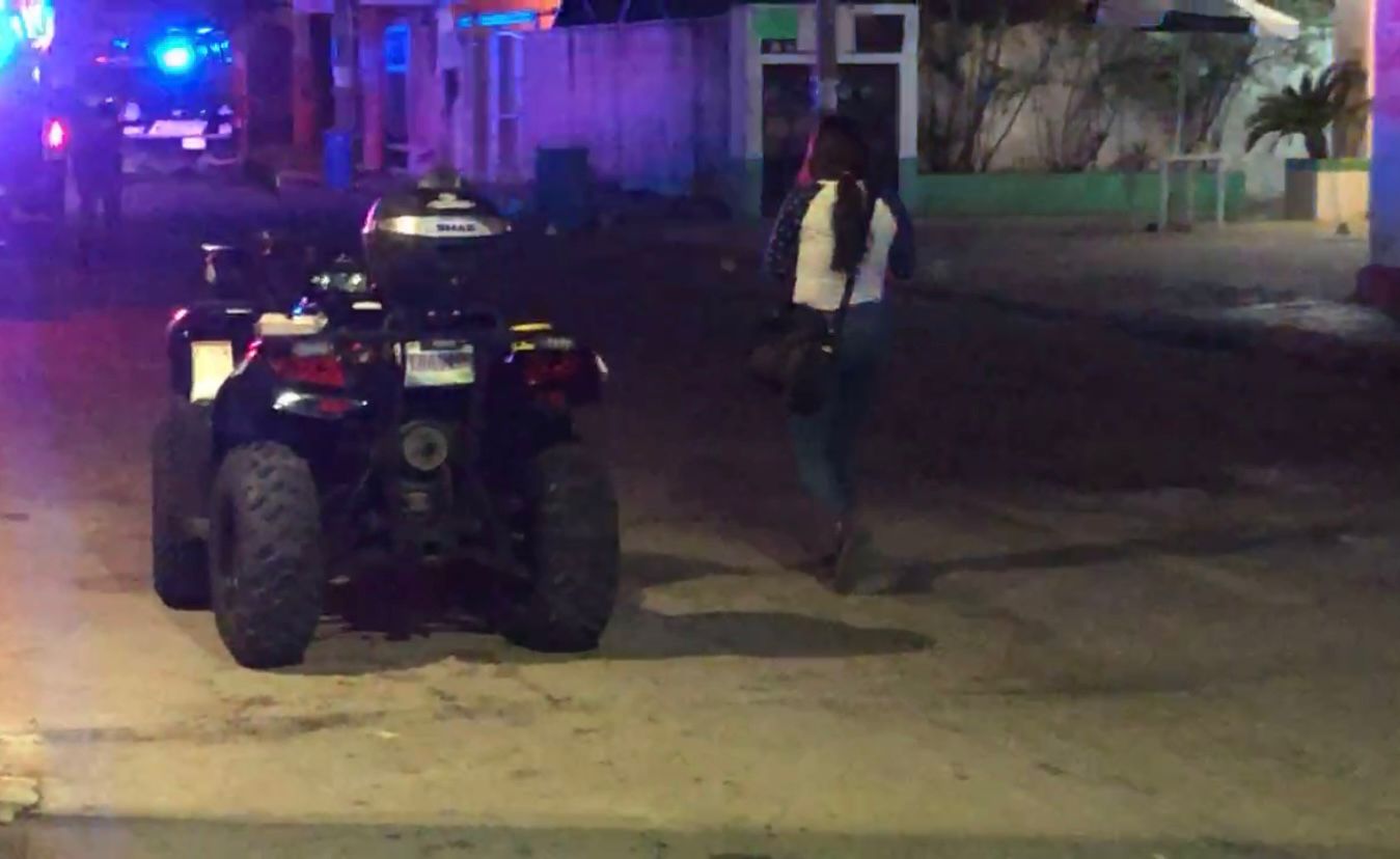 Un herido de bala deja ataque armado en el bar Kumbala Sport en Playa del Carmen