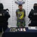 Agente policiales aseguran a sujeto con posesión de drogas en Playa del Carmen