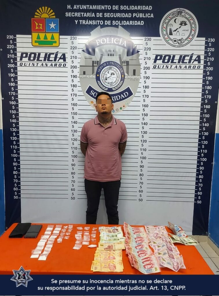 Detienen a presunto narcomenudista con dinero en efectivo en Playa del Carmen