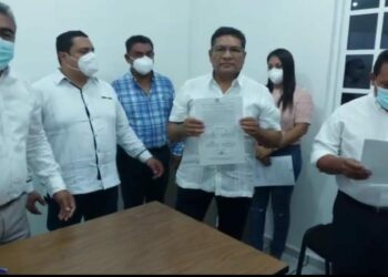 Entregan constancia de mayoría a Gilberto Gómez como alcalde electo de Puerto Aventuras￼