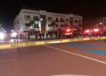 Se incendia palapa de hotel en el centro de Playa del Carmen