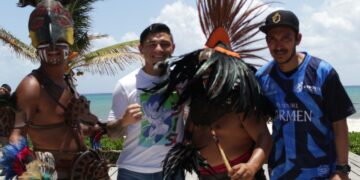 Ultramaratonista llega a Playa del Carmen