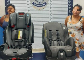 Caen "La Bibi" y "La Itzel" por robarse auto asientos de bebé en Playa del Carmen