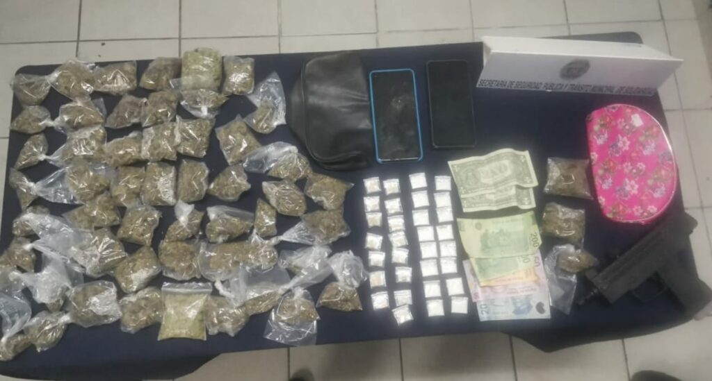 Capturan a joven pareja con 86 dosis de drogas en Playa del Carmen  