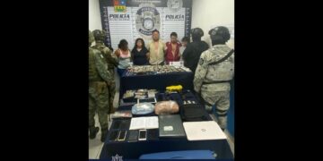 Cinco detenidos, armas y drogas deja operativo en la colonia Bosque Real de Playa del Carmen