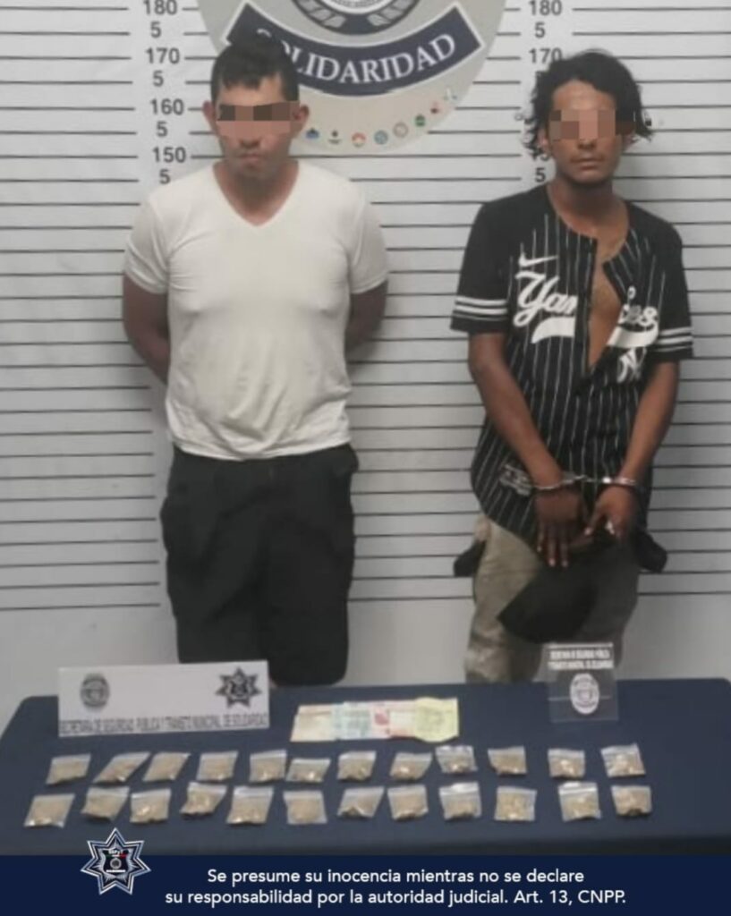 Los sorprenden intercambiando droga y son detenidos en la Colosio de Playa del Carmen