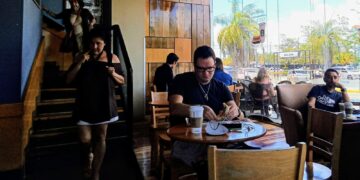 Pelea del ‘Canelo’ trae bonanza a restaurantes