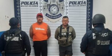 Supuestos policías son detenidos en Solidaridad
