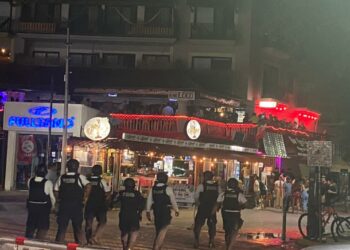 Aseguran dosis de droga en "El Taco Loco" y el "Chillys Willis", en Playa del Carmen