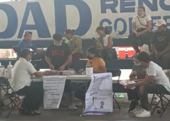 Cierran casilla antes de lo permitido en Playa del Carmen