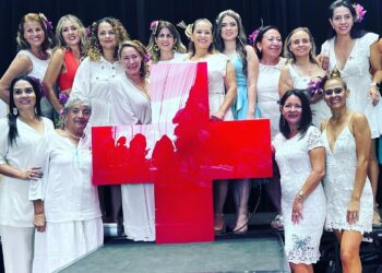 Recaudan fondos para la Cruz Roja con ‘Desayuno de Damas’