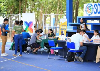 La 14ª Feria del Empleo ofertó más de mil 800 vacantes en Villas del Sol