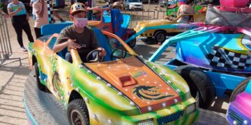 Niñas y niños del CRIM se divierten en la Feria de Playa del Carmen