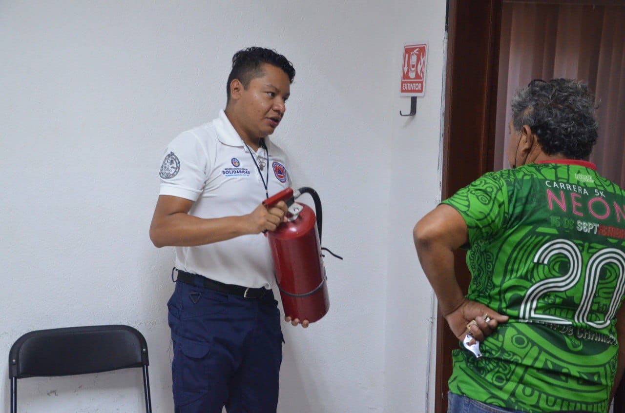Garantiza gobierno municipal seguridad a niñas y niños del programa Baaxlo'ob Paalalo'ob