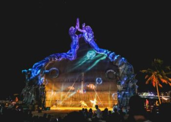 Continúa celebración del 29 Aniversario con Video Mapping