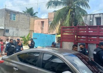 Vecinos frustran un intento de desalojo en Playa del Carmen