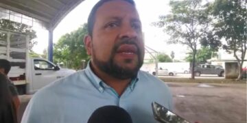 Alistan autoridades de Solidaridad entrega de uniformes a alumnos de primaria