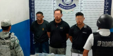 Capturan a delincuentes con cartuchos en la Quinta Avenida