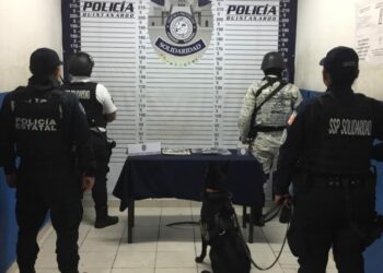 Hallan arma de fuego en el baño del ‘Bar Loco’ en Playa del Carmen; fue clausurado