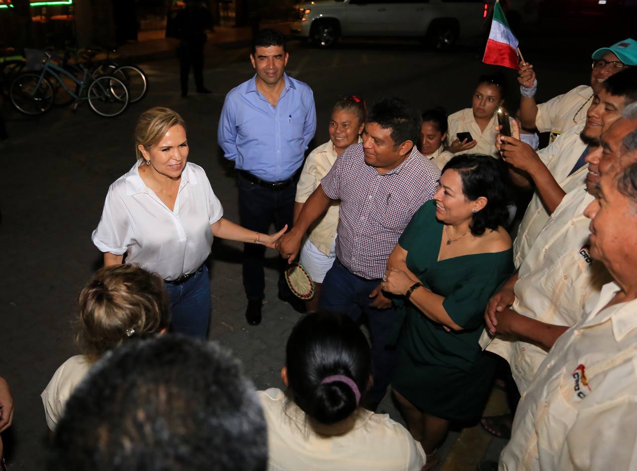 Iluminamos de nuevo a Solidaridad Lili Campos