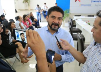 Gobierno apuesta por la digitalización de trámites municipales