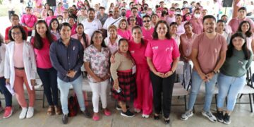 Atiende y previene DIF Solidaridad el cáncer de mama