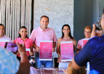 Lili Campos crea conciencia en prevención de cáncer de mama 