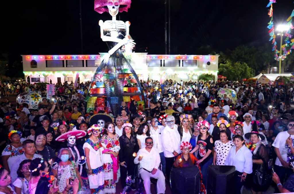 Con gran éxito el Gobierno de Solidaridad y el DIF realizan el “Derrotero de las Ánimas”