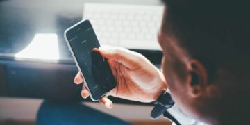 Invitan a que se denuncien los casos de extorsión en Playa del Carmen al 089