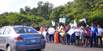 Los solidaridarenses merecen vialidades de calidad: Lili Campos  