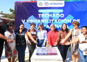 Ponen primera piedra de domo en kinder