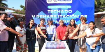 Ponen primera piedra de domo en kinder