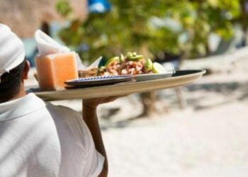 Siguen sin cubrirse 3 mil vacantes en los hoteles de la Riviera Maya