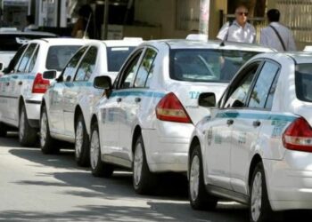 Taxistas de Playa del Carmen no han pedido aumento a tarifas, Uber aún no está operando: Transporte