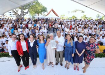 Se dan el sí 280 parejas en las Bodas Colectivas 2023 