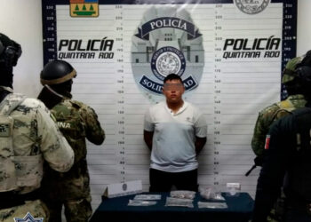 Narcocasero amenazaba a su inquilina con no hacer fiestas, lo detienen por agresivo y traía droga