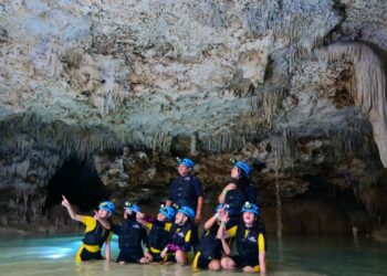 Gobierno municipal impulsa valores cívicos y educación ambiental