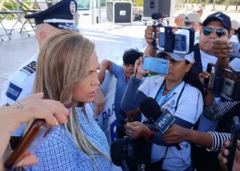 Fonatur avanza en reinstalar luminarias en carretera, afirma Lili Campos