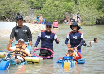 Lili Campos inauguró la playa inclusiva de Punta Esmeralda