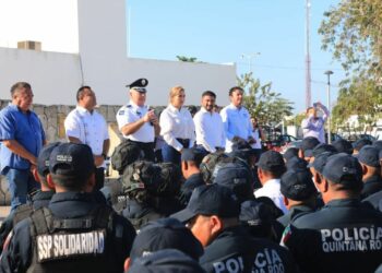 Reconoce y dignifica Lili Campos a policías de Solidaridad