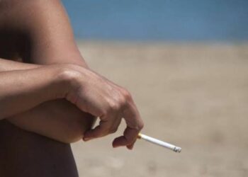 Reforzarán acciones para evitar fumadores en las costas de Playa del Carmen