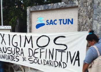 Protestan afuera de Sactun, antes Calica, para exigir cierre definitivo y resarcimiento ambiental