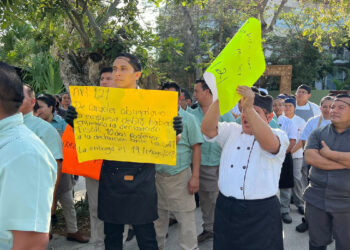 Protestan trabajadores del hotel The Fives por un pago justo del reparto de utilidades