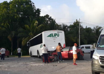 Autobús de la empresa Lipu causa fatal accidente en Playa del Carmen
