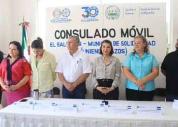 En apoyo a inmigrantes, Lili Campos impulsa un gobierno humanista