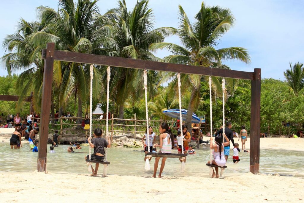 Punta Esmeralda la quinta mejor playa en Latinoamérica