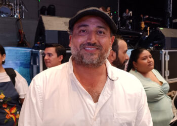 Baja ocupación de pequeños hoteles del centro de Playa del Carmen por contaminación acústica